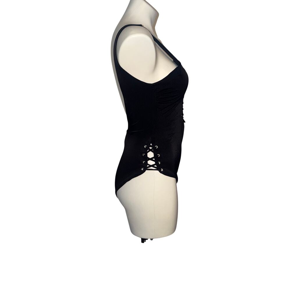 YMI women’s new chasing waterfall ribbed lace up swimsuit - Picture 3 of 9